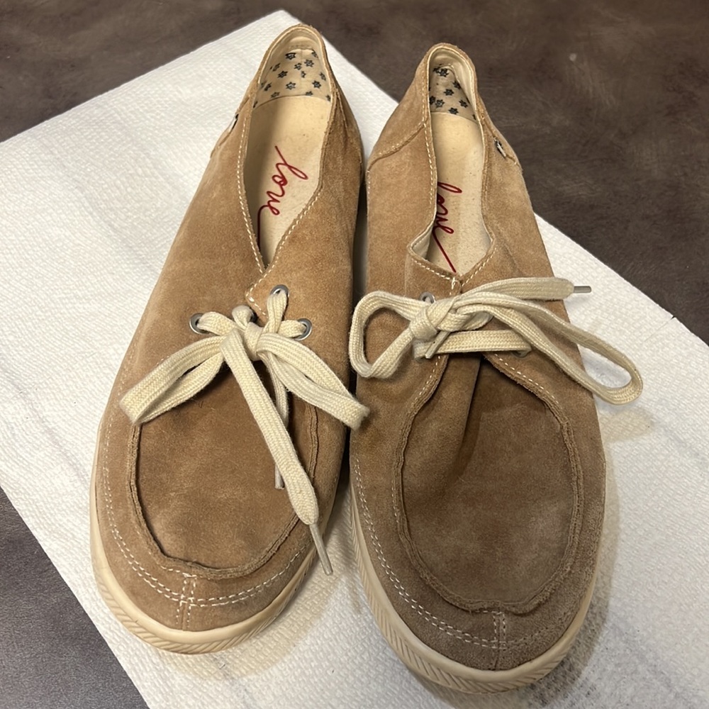 Ellen DeGeneres ED Love Suede Lace Up Sneaker Shoes 10